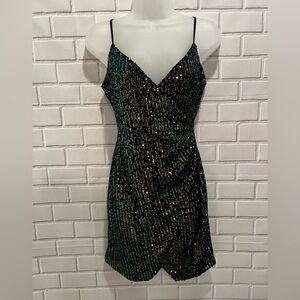 CITY TRIANGLES juniors black-iridescent sequin dress/size 5